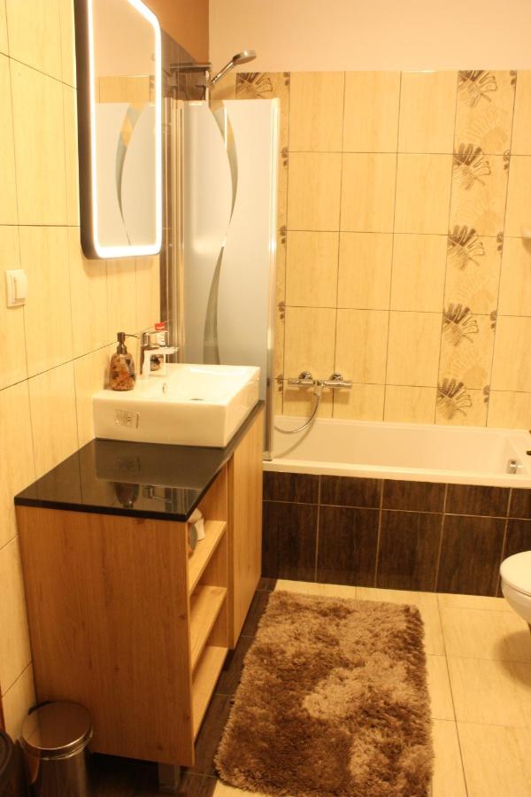 Urban City Apartments Варшава Экстерьер фото