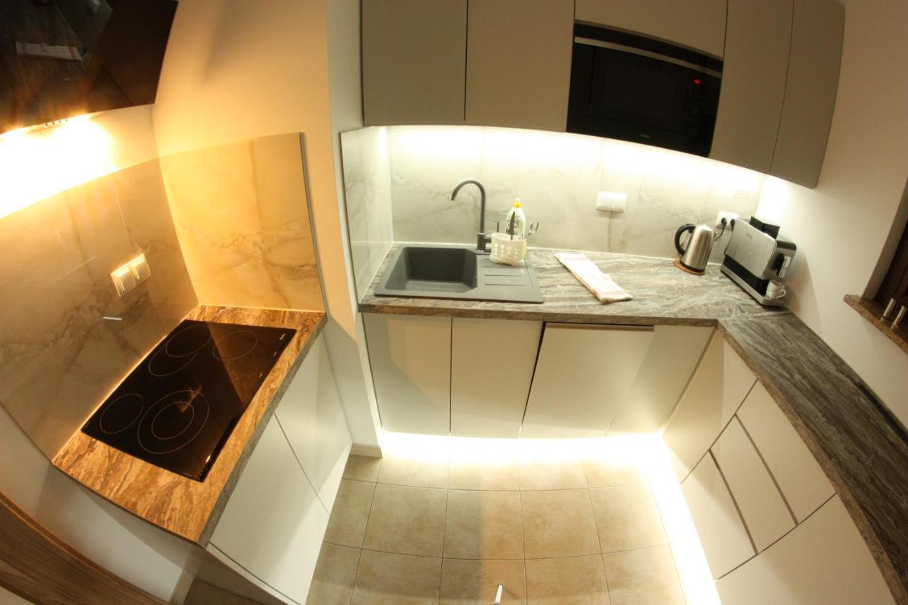 Urban City Apartments Варшава Экстерьер фото